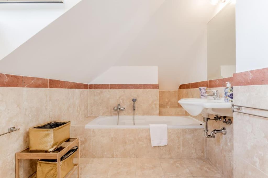 Apartment Rooftop Ponte Milvio