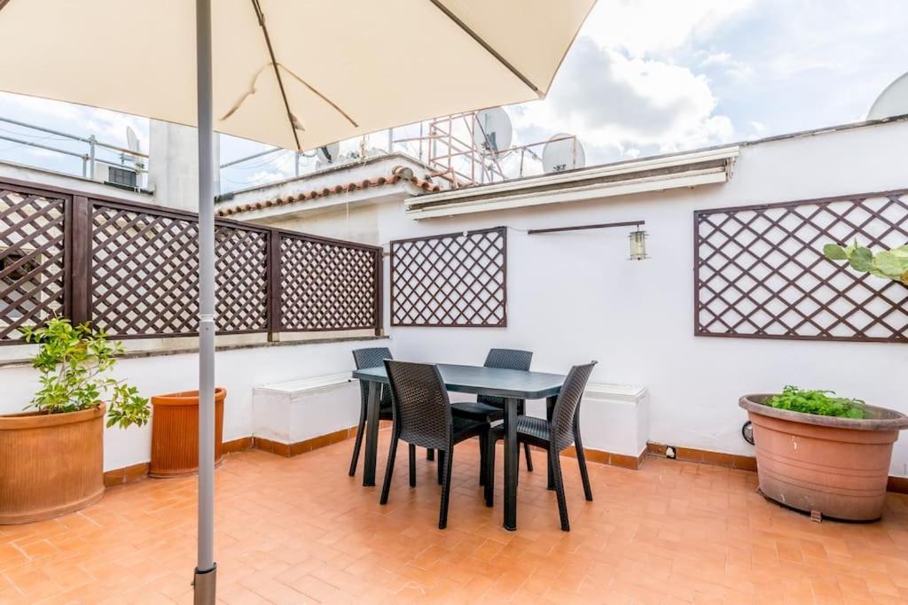 Rooftop Ponte Milvio Apartment Rom
