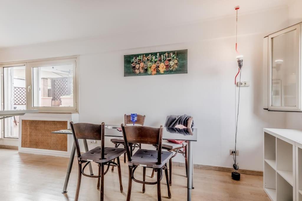 Rooftop Ponte Milvio Apartment